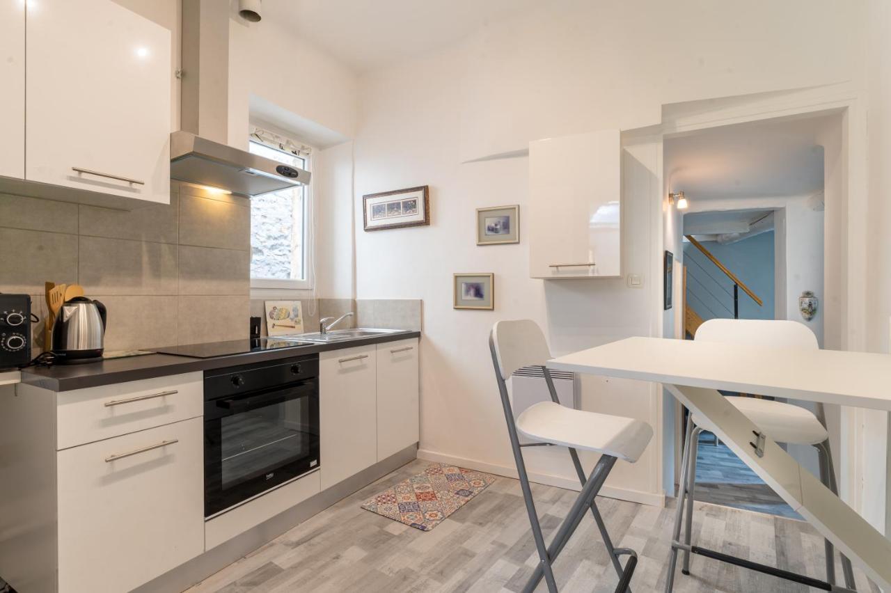 Le Charme Du Medieval Dans Un Appartement Cosy Hyeres Bagian luar foto