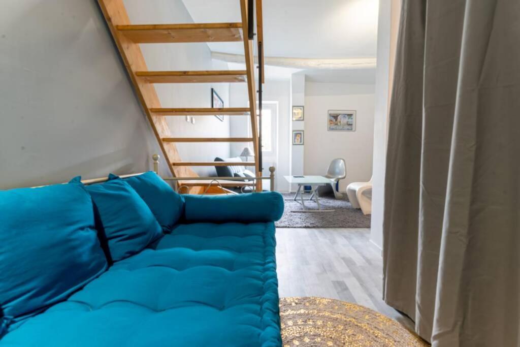 Le Charme Du Medieval Dans Un Appartement Cosy Hyeres Bagian luar foto